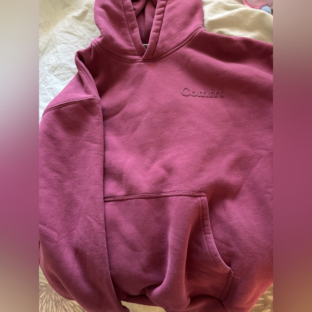 Comfrt Minimalist Hoodie